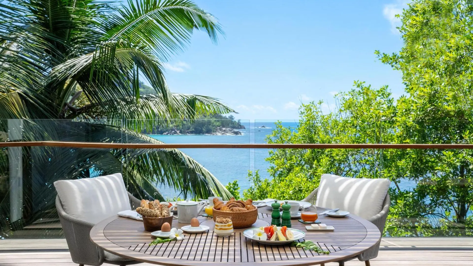 מלון טקמק Cheval Blanc Seychelles 5*,  סיישל